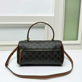 Picture of Celine Handbags _SKUfw225667223fw